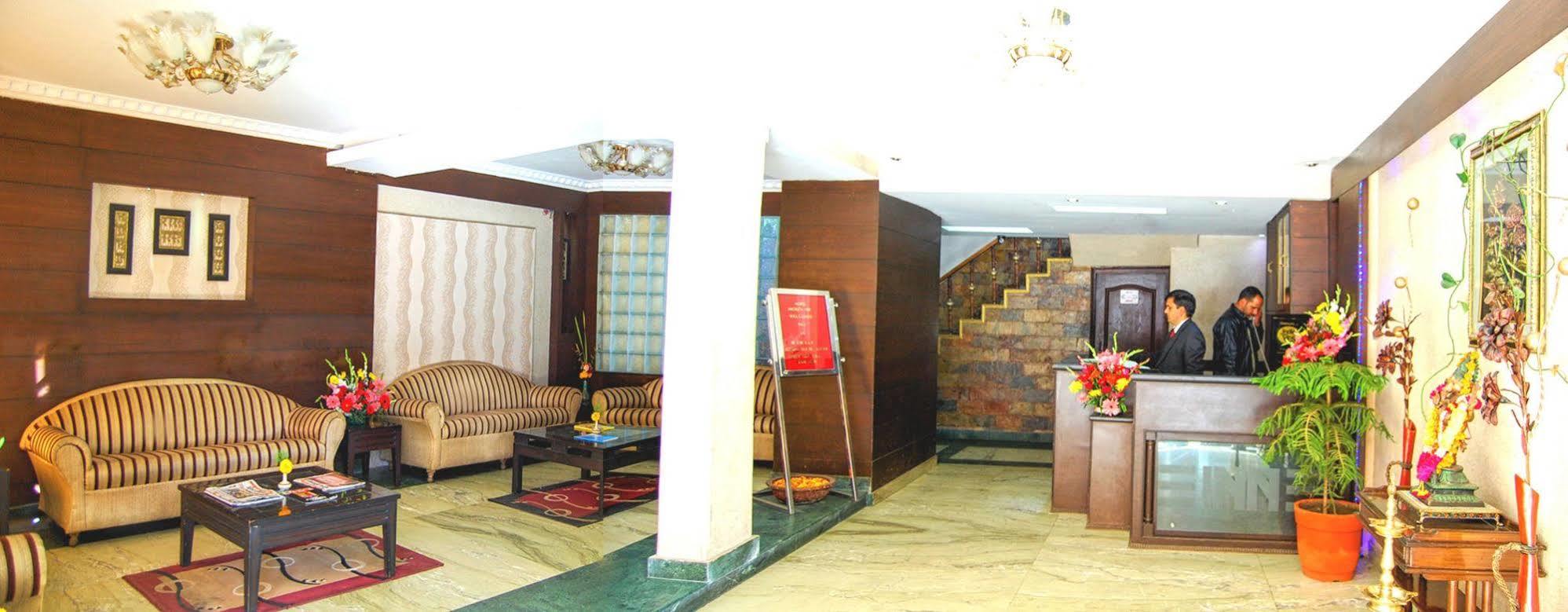 Hotel Angel'S Inn Manāli Exterior foto